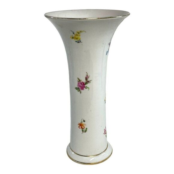 Antique Meissen Vase Strewn Flower Floral Gold Trim Trumpet Vase 9.25” READ - Picture 6 of 10